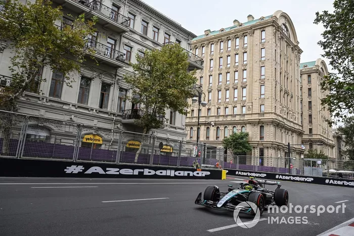 Lewis Hamilton, Mercedes F1 W15 