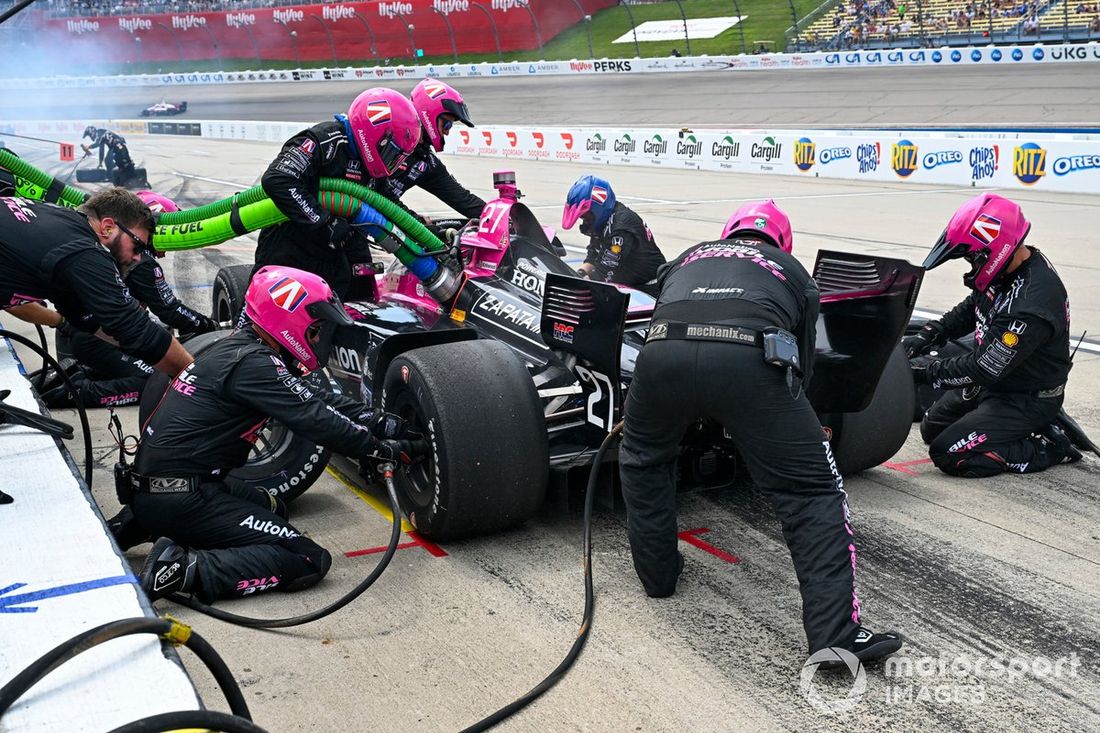 Kyle Kirkwood, parada en boxes de Andretti Global Honda