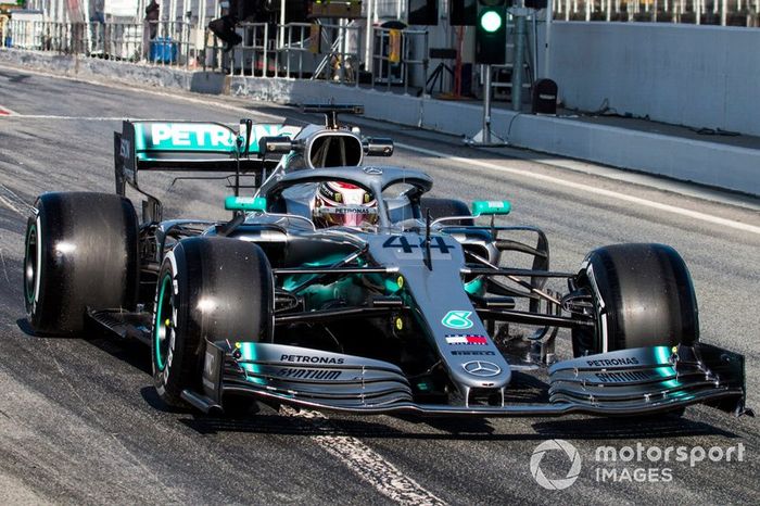 Lewis Hamilton, Mercedes AMG F1 W10. 