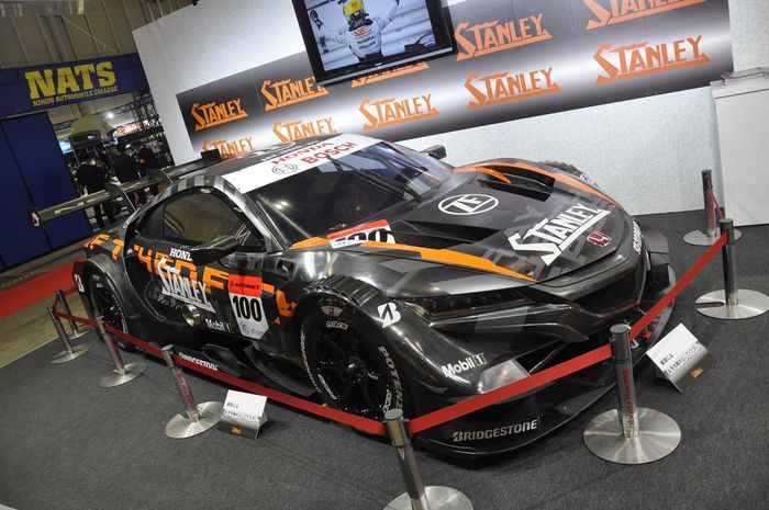ギャラリー】TEAM KUNIMITSU『#100 STANLEY NSX-GT P-01』｜東京オート