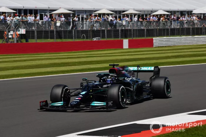 Lewis Hamilton, Mercedes W12