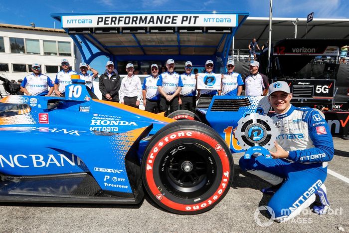 Ganador de la pole Alex Palou, Chip Ganassi Racing Honda