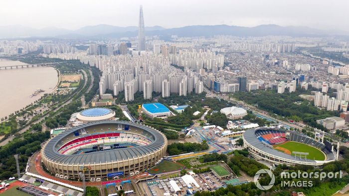 Vista aérea del circuito de la Fórmula E en Seúl dentro del Estadio Deportivo de Jamsil