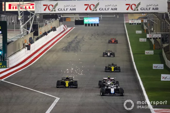 Esteban Ocon, Renault F1 Team R.S.20, Nicholas Latifi, Williams FW43, Antonio Giovinazzi, Alfa Romeo Racing C39