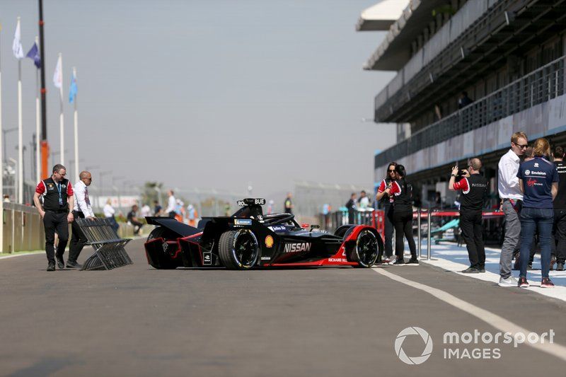 Sébastien Buemi, Nissan e.Dams, Nissan IMO2 en pit lane