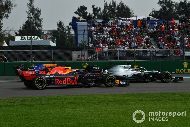 Lewis Hamilton, Mercedes AMG F1 W10, Max Verstappen, Red Bull Racing RB15
