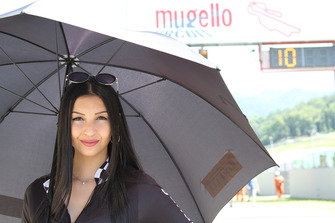 Grid girl
