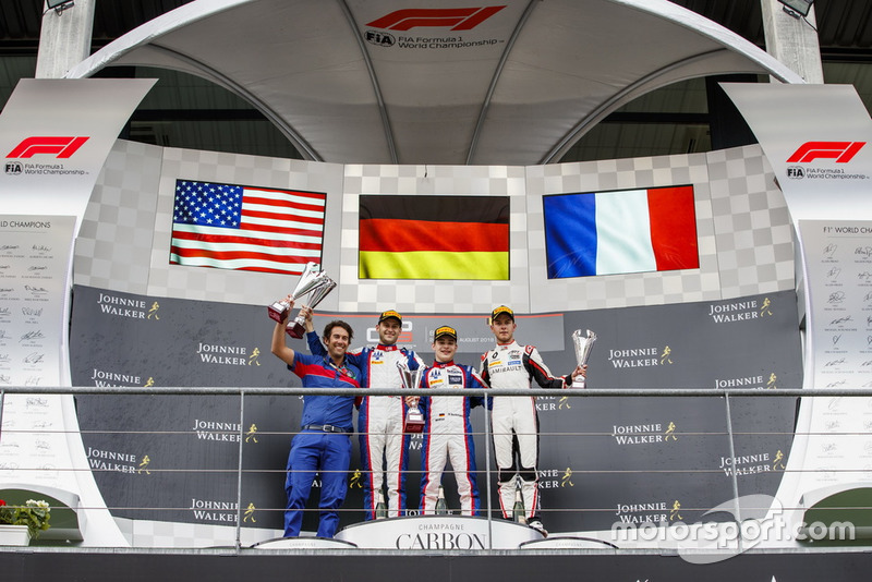 Podium: Ryan Tveter, Trident, David Beckmann, Trident, Anthoine Hubert, ART Grand Prix