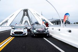 Takamoto Katsuta, Toyota Gazoo Racing WRT Toyota GR Yaris Rally1, Adrien Fourmaux, M-Sport Ford World Rally Team Ford Puma Rally1