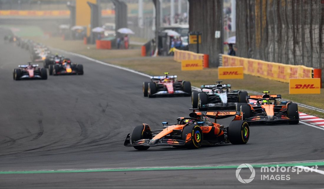 Lewis Hamilton, Ferrari, Lando Norris, McLaren, Oscar Piastri, McLaren, George Russell, Mercedes