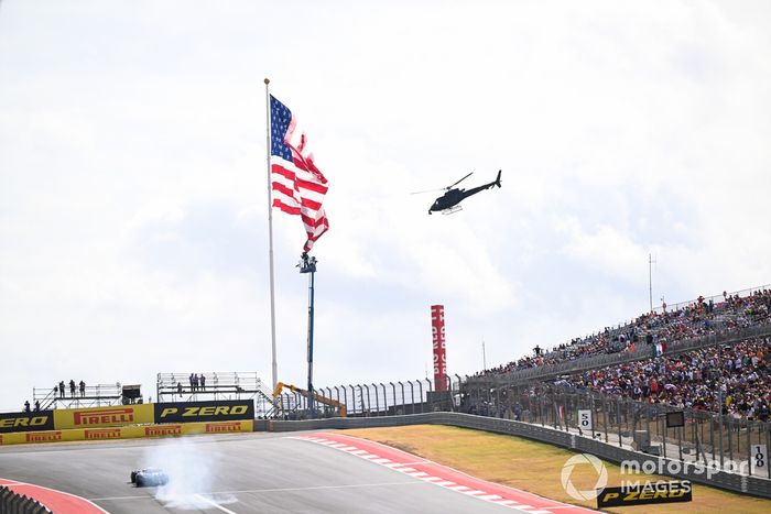 Liam Lawson, RB F1 Team VCARB 01, se bloquea