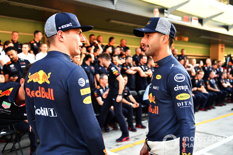 Max Verstappen, Red Bull Racing, Daniel Ricciardo, Red Bull Racing