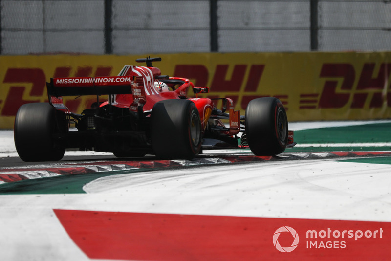 Vettel valora la estrategia de una parada de Raikkonen