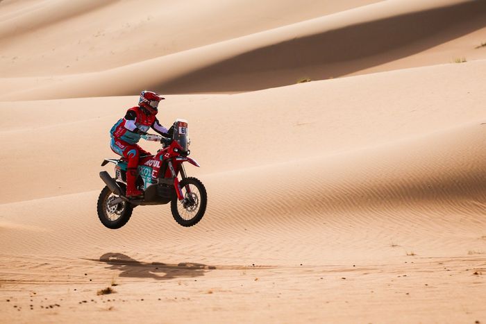 #66 Kove Factory Racing Kove: Neels Theric