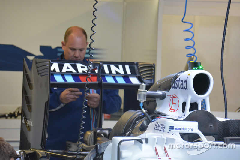 Williams FW38, dettaglio