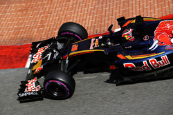 Даниил Квят, Scuderia Toro Rosso STR11