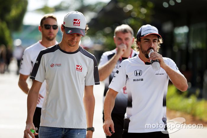 Esteban Gutiérrez, Haas F1 Team con Fernando Alonso, McLaren