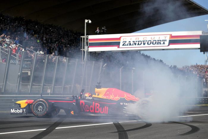 Max Verstappen, Red Bull Racing