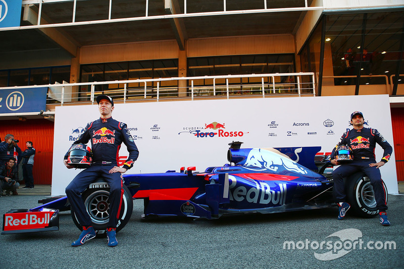 Daniil Kvyat, Carlos Sainz Jr., Scuderia Toro Rosso STR12