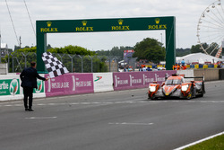 #26 G-Drive Racing Oreca 07 Gibson: Roman Rusinov, Andrea Pizzitola, Jean-Eric Vergne, prende la bandiera a scacchi e chiude al primo posto nella classe LMP2