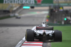 Lewis Hamilton, Mercedes-AMG F1 W09 EQ Power+