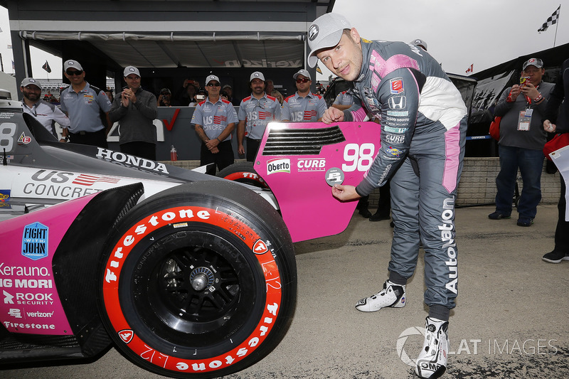 Marco Andretti, Herta - Andretti Autosport Honda celebrates winning the Verizon P1 Pole Award