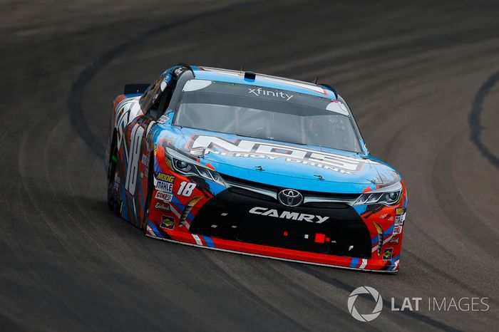 Kyle Busch, Joe Gibbs Racing, Toyota Camry NOS