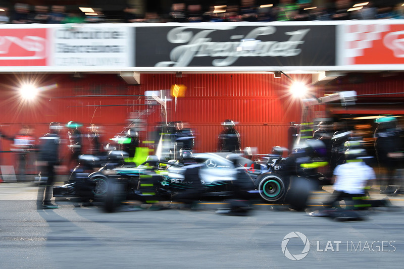 Льюис Хэмилтон, Mercedes-AMG F1 W09