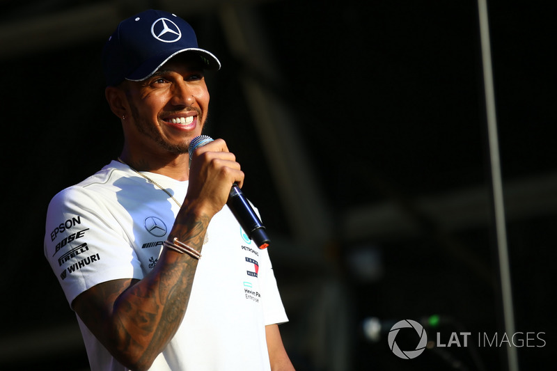 El GP de Bélgica de 2018, marcará la vuelta de las vacaciones de verano de la F1; será la prueba en que Hamilton igualará el número de carreras en Mercedes en comparación a su paso con McLaren.