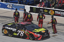 Martin Truex Jr., Furniture Row Racing, Toyota Camry 5-hour ENERGY/Bass Pro Shops