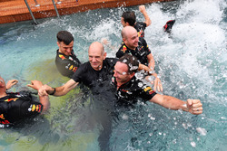 Adrian Newey, Red Bull Racing and Christian Horner, Red Bull Racing Team Principal celebrate in the Red Bull Energy Station swimming pool