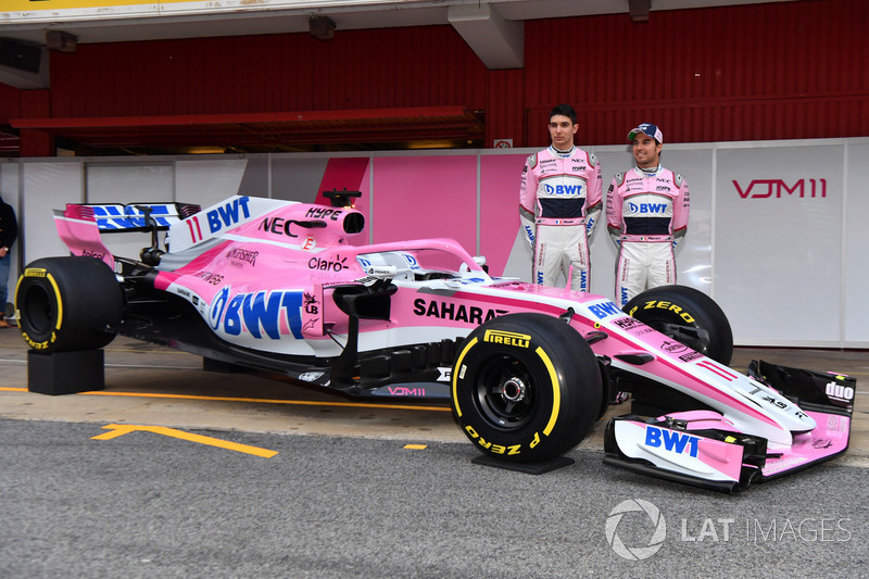 Sergio Perez, Sahara Force India F1 y Esteban Ocon, Sahara Force India F1, con el nuevo Sahara Force India VJM11