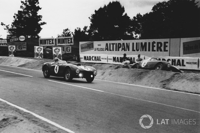 Jose Froilan Gonzalez, Maurice Trintignant, Ferrari 375 Plus; Innocente Baggio. Ferrari 375 MM Berli