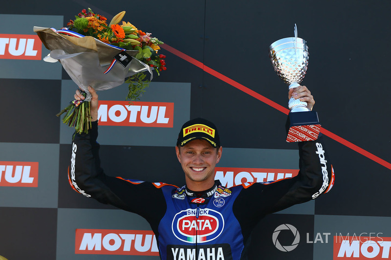 Podio: segundo lugar Michael van der Mark, Pata Yamaha
