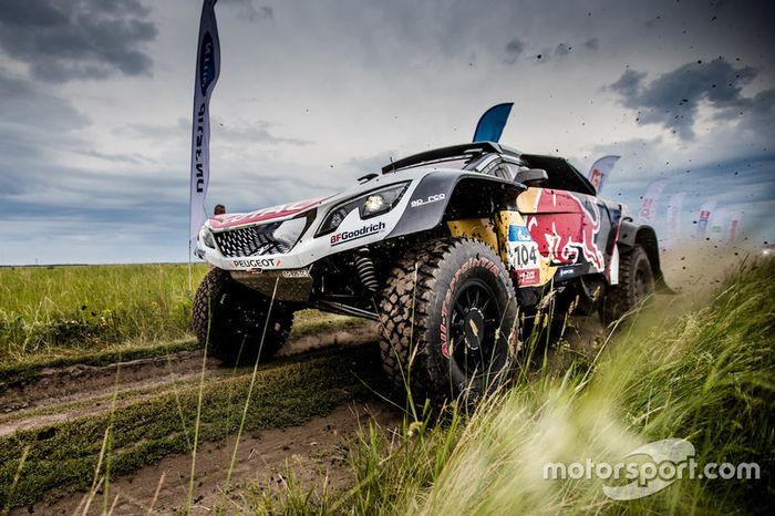 #104 Peugeot Sport Peugeot 3008 DKR: Sébastien Loeb, Daniel Elena