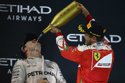 Podium: 2. Nico Rosberg, Mercedes AMG F1; 3. Sebastian Vettel, Ferrari