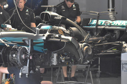 Mercedes-Benz AMG F1 W08 в гараже