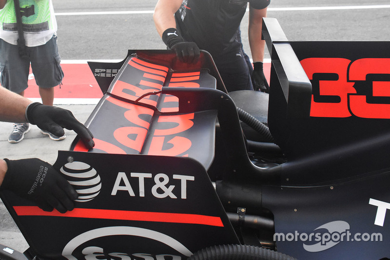 Red Bull Racing RB13 rear wing detail