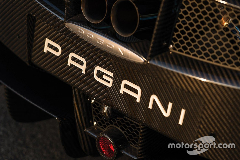Pagani Huayra Tempesta