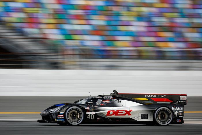#40 Cadillac Wayne Taylor Racing Cadillac V-Series.R: Jordan Taylor, Louis Deletraz, Colton Herta