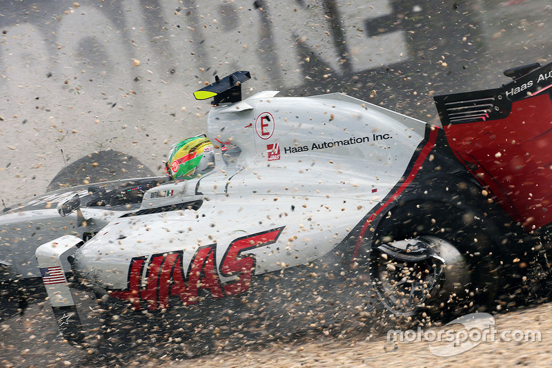 Esteban Gutiérrez, Haas F1 Team VF-16 accidentes de la carrera