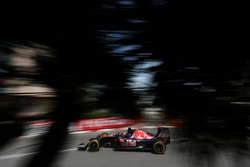 Даниил Квят, Scuderia Toro Rosso STR11