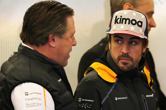 Zak Brown, PDG et directeur exécutif de McLaren Racing et Fernando Alonso, McLaren