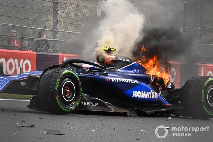 Logan Sargeant, accidente del Williams FW46  