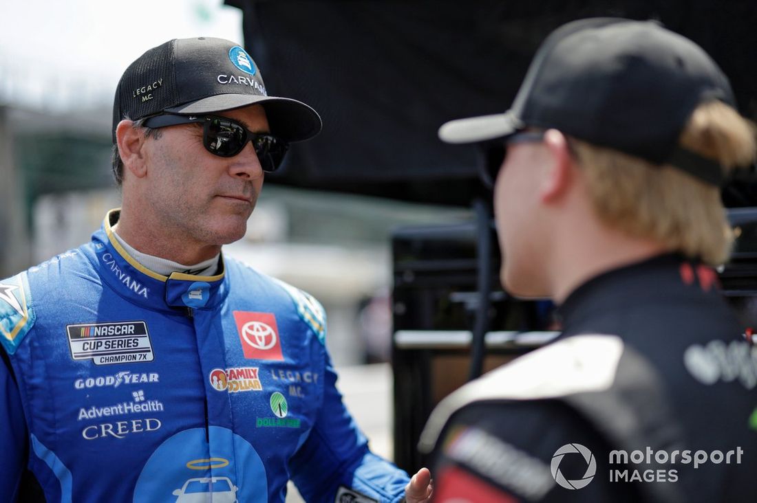 Jimmie Johnson, LEGACY MOTOR CLUB, Carvana Toyota Camry