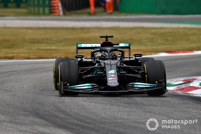 Lewis Hamilton, Mercedes W12