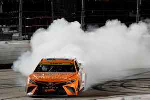 Race winner Denny Hamlin, Joe Gibbs Racing, Toyota Camry Offerpad