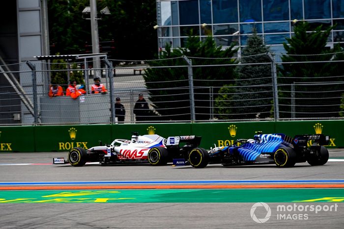 Nikita Mazepin, Haas VF-21, Nicholas Latifi, Williams FW43B