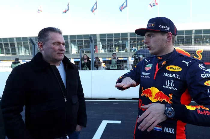Max Verstappen, Red Bull