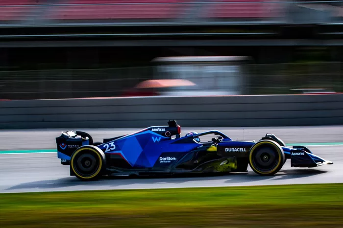 Alexander Albon, Williams FW44